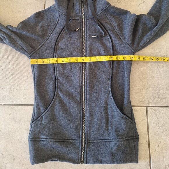 Lululemon Scuba Hoodie size 2 - Picture 6 of 6